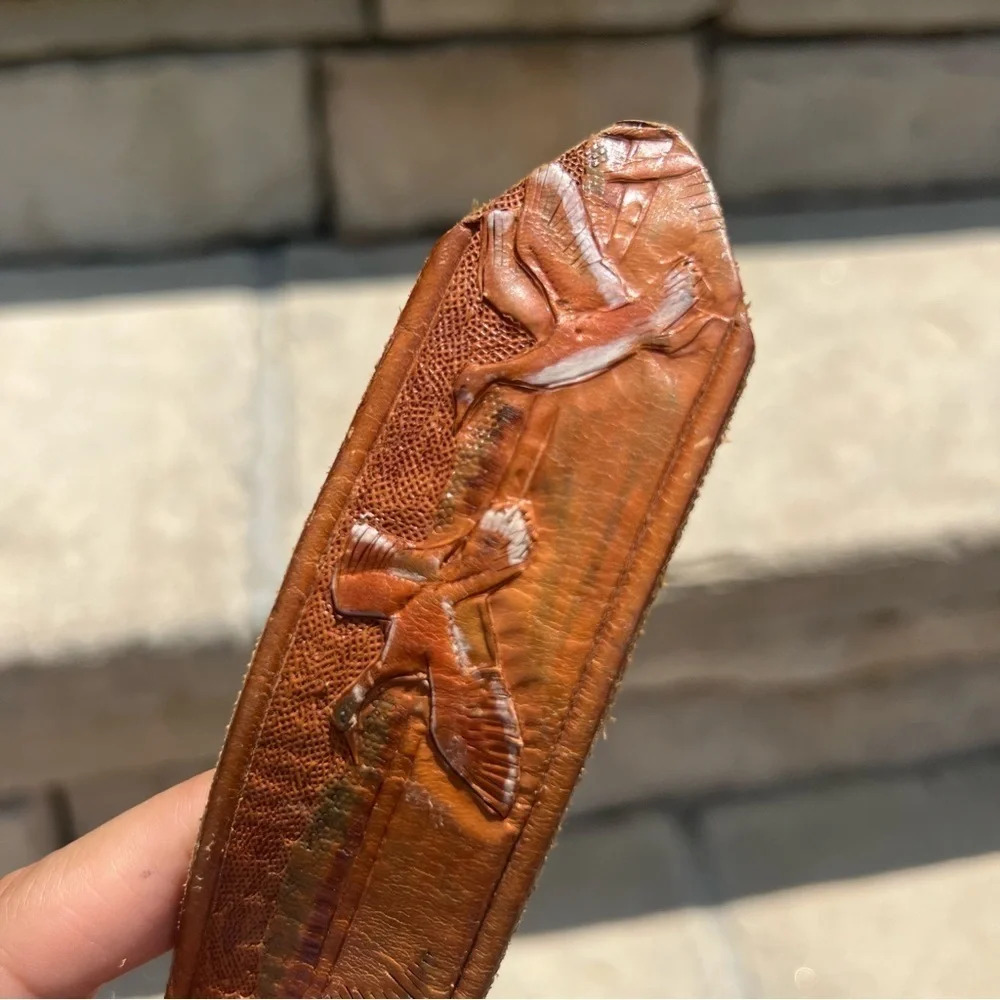 HANDMADE tooled leather belt with oval leather buckle ducks nature design 46" - Picture 7 of 7